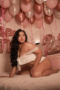 SophiaCollinss POV... It's my Birthday!!! 💖 Fotka
