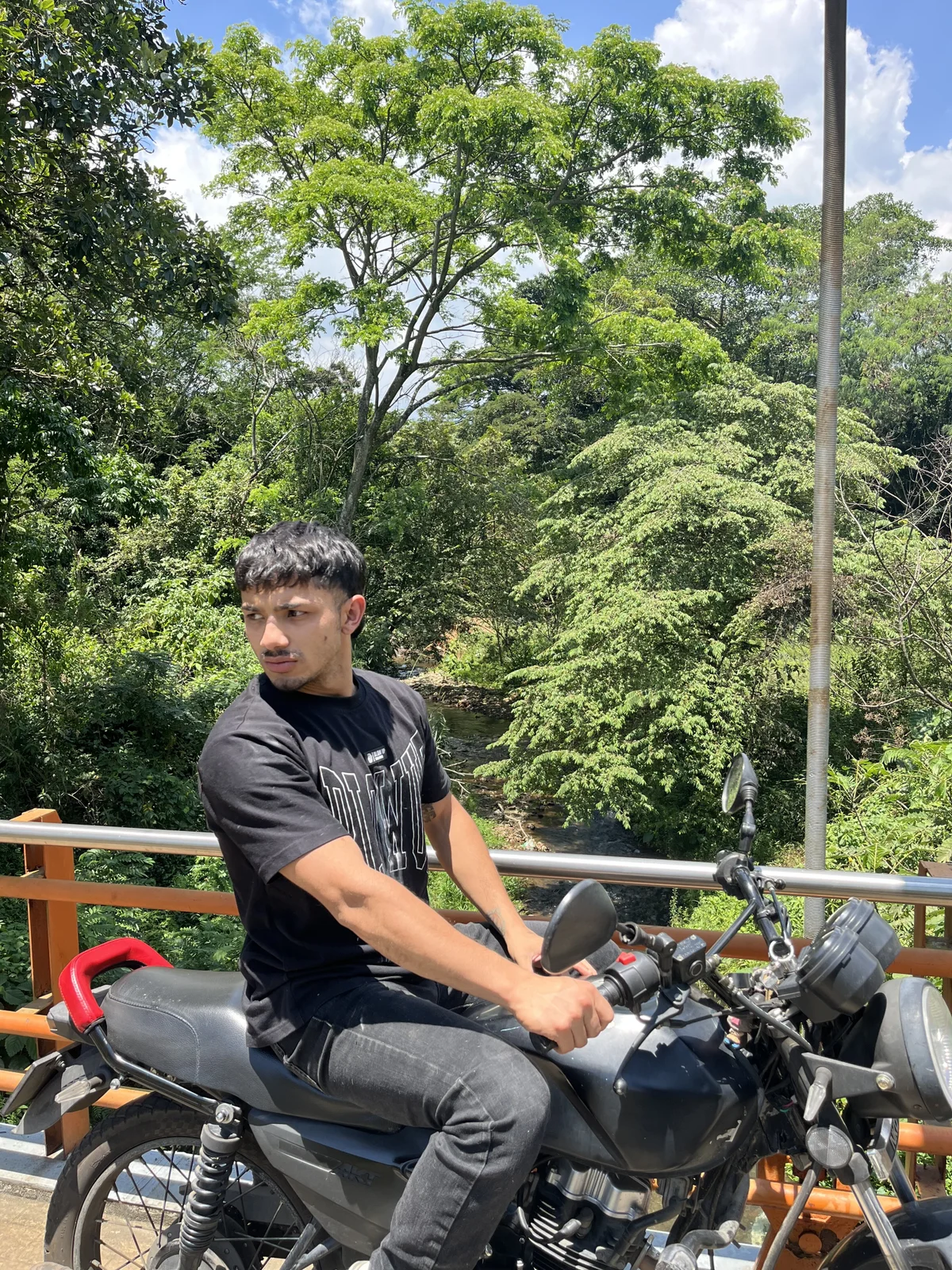 ArturoCardona_ 님의 트렌드 중인 사진  168개