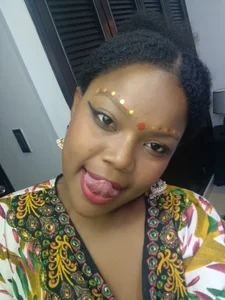 kavya_suri_ ❤️‍🩹 รูป 