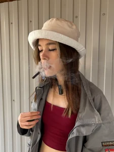 Marryme- kullanıcısının SMOKE FOR U albümü -  6 fotoğraf