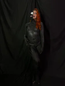 sahra_taylor_ VENOM Pic