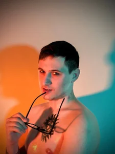 beauty_liam Let’s get to know each other better 😈 Bilde 8