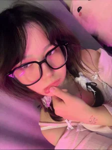 AlisaNaughty i:3 Pic 2