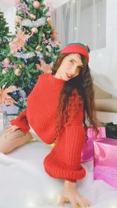 kylliefox_ Wish you a Happy Chritsmas X.O.X.O Ky Pic 3