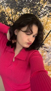 ManaGallob Queen of Hearts Pic 4