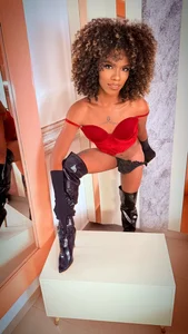 Thiana_Rogers 🎮🕹️🎲 Foto 7