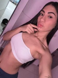 Alannah_ Let me say u HI 🥰 Εικόνα 2