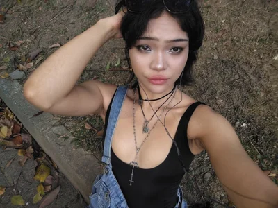 Nix_Siren One afternoon🍁 รูป  3