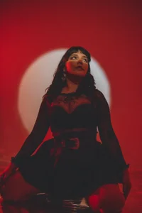 AmberGreyy_ A different perspective! Pic 9