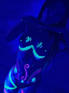 CristalCornner_ NEON 🌈✨ Pic 4