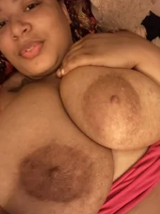 KizzyBelle Public Pic 3