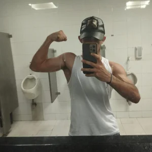 Public de caius_bigcock1 Foto 2