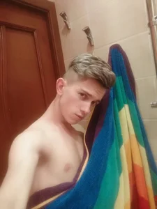 Miless_Cooper Public зображення 5