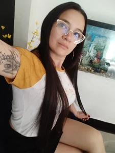 tania_glassesPublic Bild 4