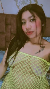 Cherry_Charlottee: Public ( фото)