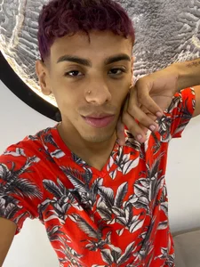 Alee de CUTE_BOYS2026  5 Imagens