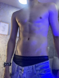 LoganFoster_Public Bild