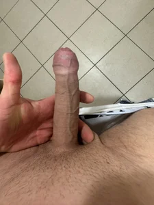 BisexualMen1993 Public slika 3