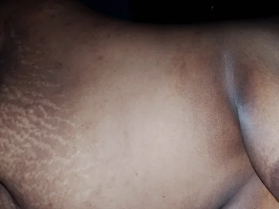 marie683 Boob nipples Gambar