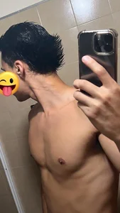 JeydenCamil Public Immagine  2