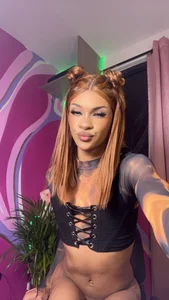 KittylissiのDaughter of Aries🔥の 2枚の写真