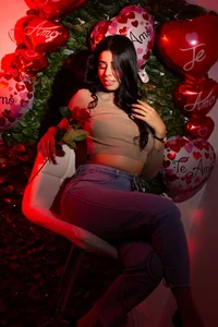 emma_castilloo Would you be my Valentine? 💞 Pic 5