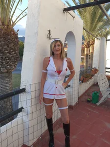 SexyMatureLouisa Public Pic 9