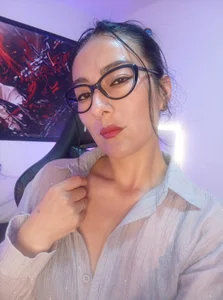 Scarlett_Musse sexy glasses slika 7