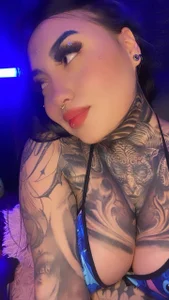 CloeeBeckam stich Pic 2