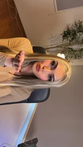 MsMollyMercer Hi! Im Molly! slika 2