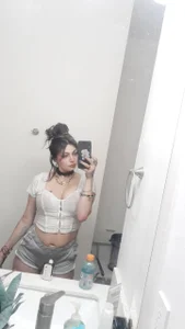 MadamKushh's XXX Nude Photo 5
