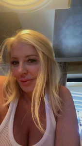 Tunderose de TUNDEROSE1  2 Imagens