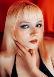 Cloe_five RED RAVE Pic 2