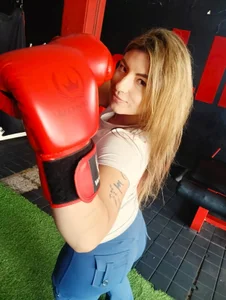 NatyLeone naty with boxing gloves Pic