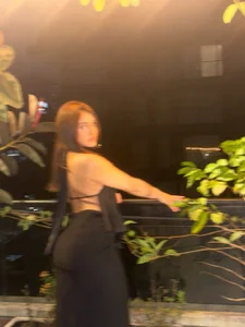 MyForeveraMia on a balcony in Medellin Foto