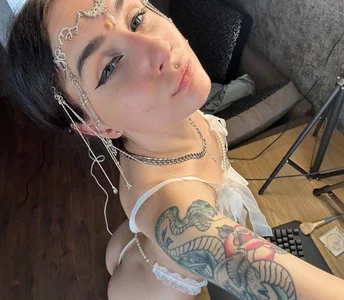 hellrapp Just me^^ зображення 2