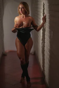 Christiekroes_ Silent Temptation 🖤 Foto 4