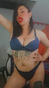 loretits1 Public Pic 3