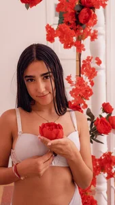 Anika_HPublic图片 2