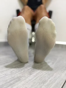 cash_master_daniel white Nike socks Pic 5