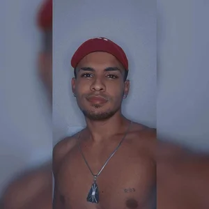 neyder_sanz Latino 사진