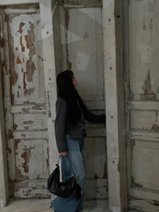 Hyuna_Flowers Doors . fénykép