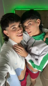 deanmoons_boys_ Public Pic 8