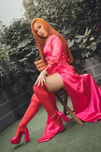 MadelineFox elegant for you! Pic 3