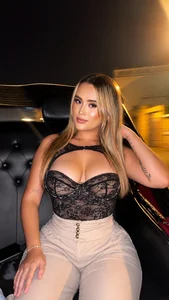 sarafoxy_'s XXX Nude Photo 8