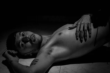 1ssebas Black and white Εικόνα 2