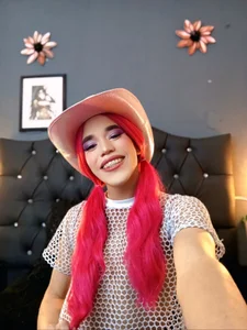 ATHENEA_VALL a very sexy cowgirl 🤠🐎 Pic 2
