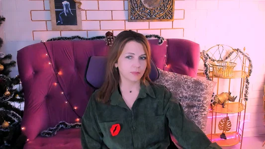 NicoleHitman It's just me, in a military style. Pic