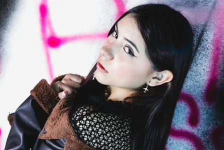 Emily_Clark1のPublicの枚の写真