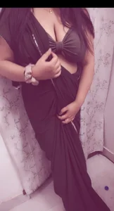 rashmika__ ❤️🤌  2টি ছবি